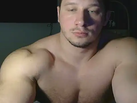 LionEdwin online show from May 16, 6:32 am