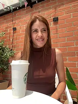 alana15 online show from April 19, 6:10 pm