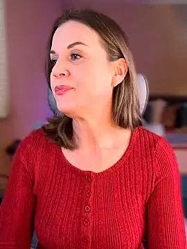 MaiseKnox online show from February 5, 10:25 pm