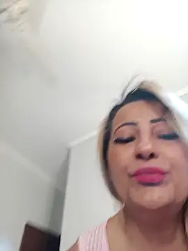 vivifernades online show from November 10, 10:25 am