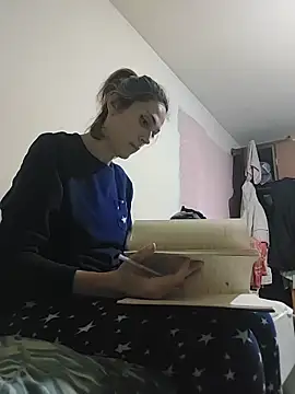 JoLeNe27 online show from February 7, 8:34 pm