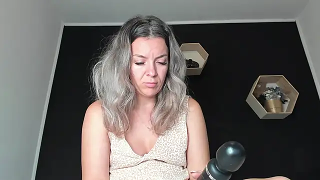 Alesys69 online show from September 21, 9:38 pm