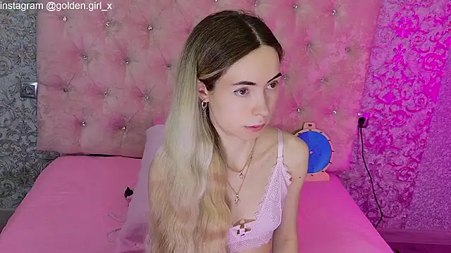 Akilla Queen online show from March 20, 1:54 am