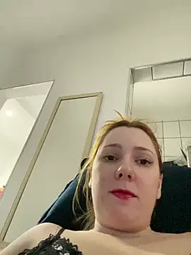 Patriciamoura69 online show from February 26, 9:27 pm