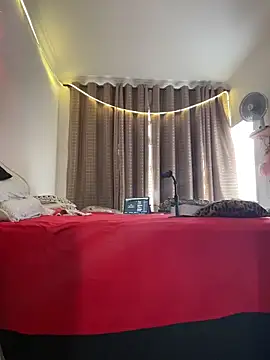 Patriciamoura69 online show from April 7, 5:24 pm