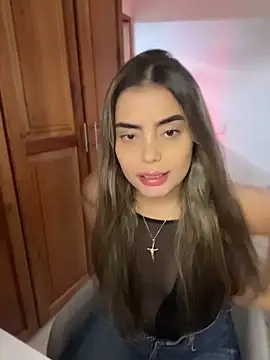 Snapshot of Miss_valeriaa chatting on April 23, 8:55 pm Miss valeriaa online show from April 23, 8:55 pm