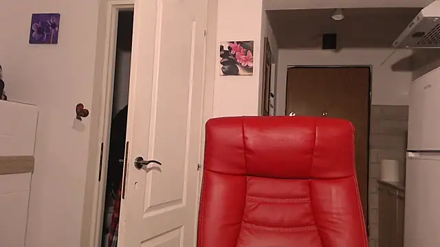 simyhvn online show from March 31, 4:02 am