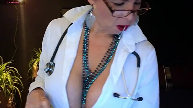 milfettefab online show from October 4, 9:24 pm