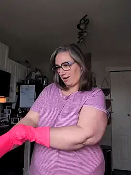 Canadian BBW online show from February 9, 7:40 pm