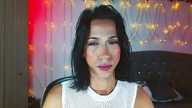 Kenisha Sweet online show from March 8, 1:03 pm