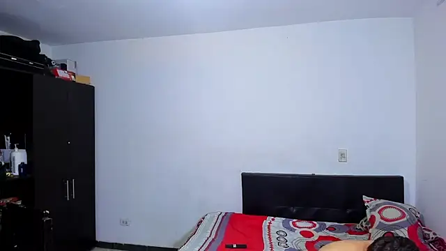 ares sexxx online show from March 5, 9:00 pm