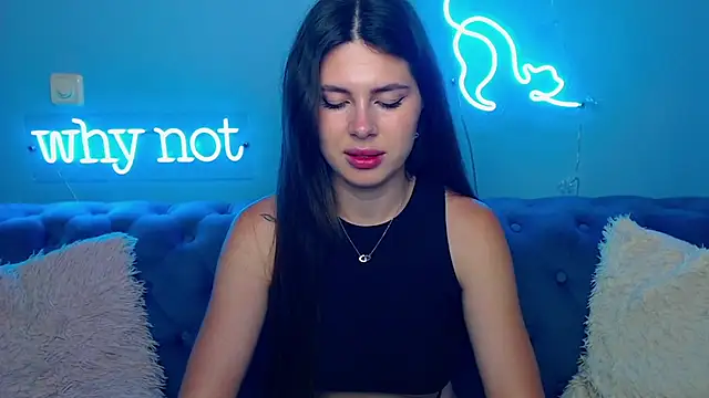 Snapshot of ViollinaLove chatting on June 27, 4:50 am ViollinaLove online show from June 27, 4:50 am