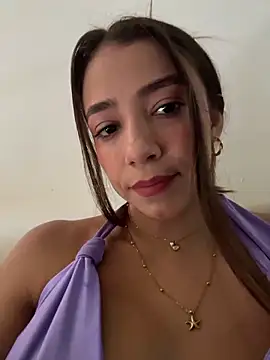 Snapshot of Hall_16 chatting on February 19, 7:21 pm Hall 16 online show from February 19, 7:21 pm