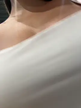 Snapshot of Hall_16 chatting on February 28, 9:16 pm Hall 16 online show from February 28, 9:16 pm