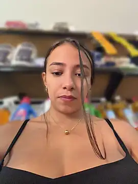 Snapshot of Hall_16 chatting on July 2, 6:14 pm Hall 16 online show from July 2, 6:14 pm