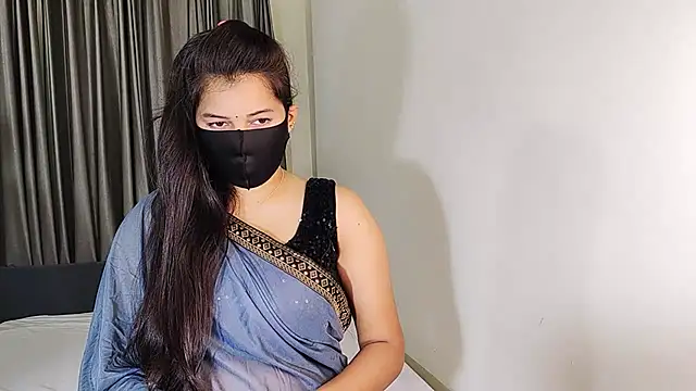 YourLovelyQueen online show from January 17, 4:26 pm