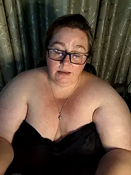 Iceprincess2bad4u online show from May 24, 6:46 pm