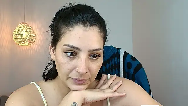 YummyAnna  online show from May 13, 8:06 pm