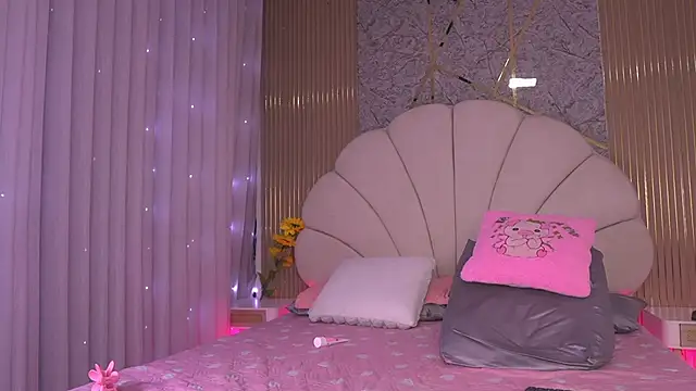 mssburbuja online show from May 20, 3:13 am