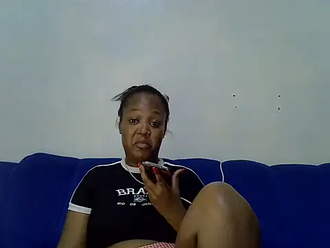 Snapshot of Spice202 chatting on October 13, 8:09 pm Spice202 online show from October 13, 8:09 pm