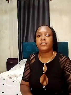 Snapshot of Spice202 chatting on October 29, 6:20 pm Spice202 online show from October 29, 6:20 pm