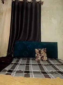 Snapshot of Spice202 chatting on November 23, 9:20 am Spice202 online show from November 23, 9:20 am