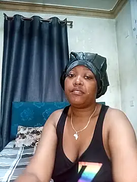 Snapshot of Spice202 chatting on November 28, 5:43 am Spice202 online show from November 28, 5:43 am