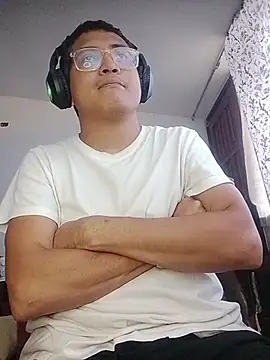 Snapshot of Mghty-cockl88 chatting on February 20, 4:40 pm Mghty-cockl88 online show from February 20, 4:40 pm