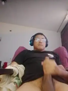 Snapshot of Mghty-cockl88 chatting on February 22, 5:55 pm Mghty-cockl88 online show from February 22, 5:55 pm