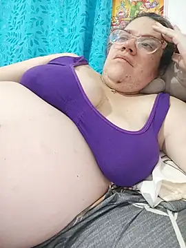 karlythothxh online show from June 29, 8:31 pm