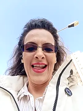 RebeccaNoble online show from March 14, 1:05 pm