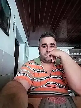 Snapshot of ADRIAN_ADI40 chatting on December 17, 11:27 am ADRIAN ADI40 online show from December 17, 11:27 am