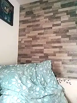 Snapshot of ADRIAN_ADI40 chatting on February 3, 12:32 pm ADRIAN ADI40 online show from February 3, 12:32 pm