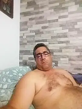 ADRIAN ADI40 online show from May 5, 6:38 pm