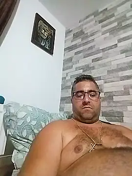 ADRIAN ADI40 online show from July 5, 10:17 pm