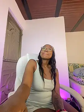 missylsy online show from July 25, 2:31 am