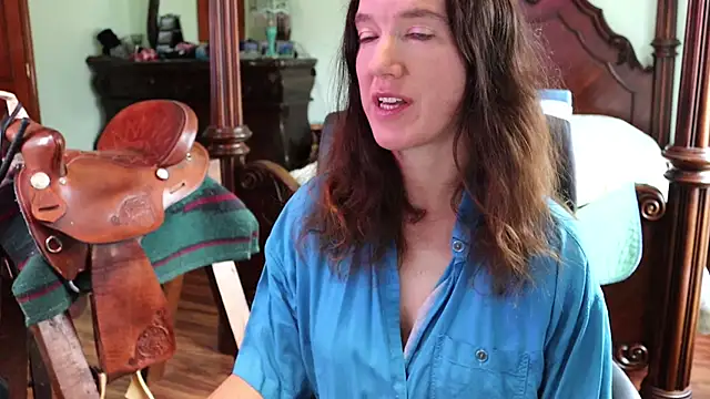 thornburyrose online show from April 3, 5:22 pm