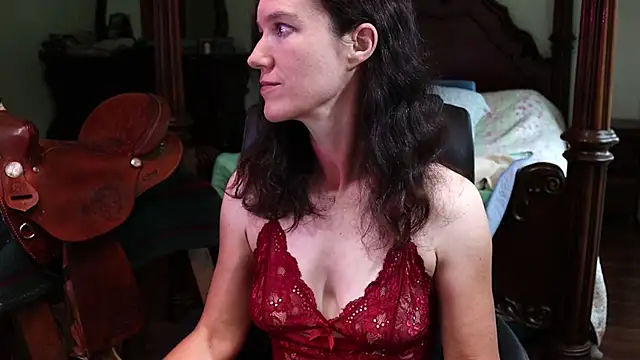 Snapshot of thornburyrose chatting on June 11, 8:07 pm thornburyrose online show from June 11, 8:07 pm