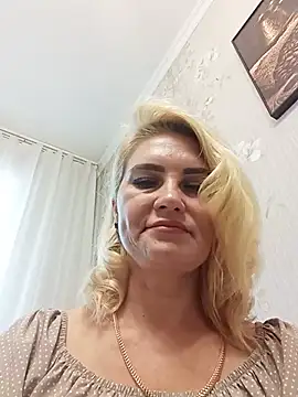 JennyOMay online show from July 10, 4:39 am