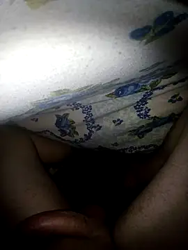 Snapshot of Mariusica1994 chatting on March 21, 7:28 pm Mariusica1994 online show from March 21, 7:28 pm