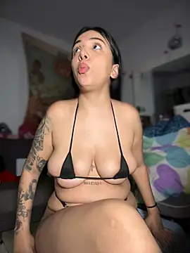 kiaraglam2 online show from January 13, 7:57 am