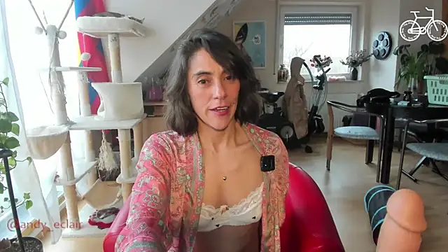 tinny williams online show from March 11, 3:07 pm