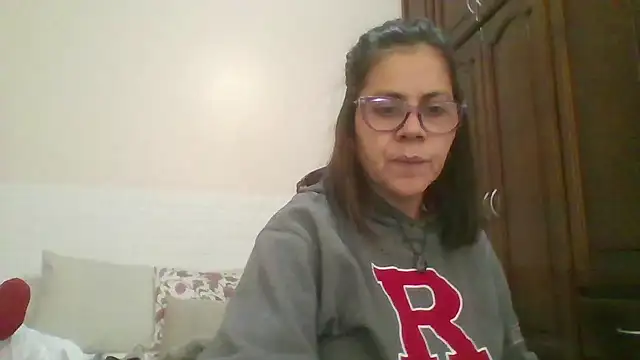 Sara Brandon online show from September 12, 2:39 pm