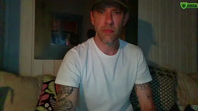 Snapshot of Stock-Holmes chatting on August 3, 11:08 pm Stock-Holmes online show from August 3, 11:08 pm