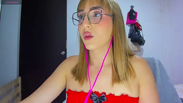 andrea hills online show from May 7, 2:39 am