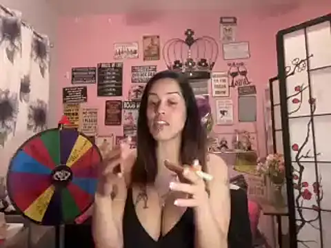 latinacubana online show from January 24, 8:02 am