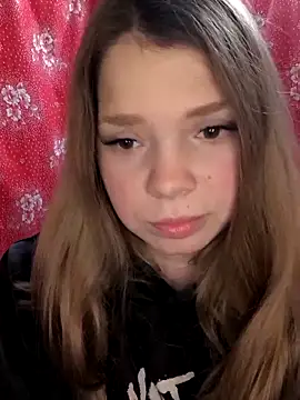 Zuli Kiska online show from December 17, 8:48 pm