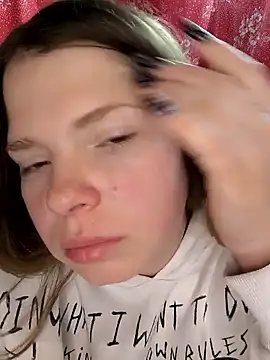 Zuli Kiska online show from March 22, 7:39 pm