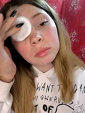 Zuli Kiska online show from March 24, 7:41 pm