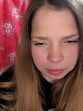 Zuli Kiska online show from April 8, 7:25 pm